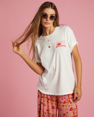 Billabong Happy To Be Here Grafická Boyfriend T-Shirt Salt Crystal | OFSPUV-124