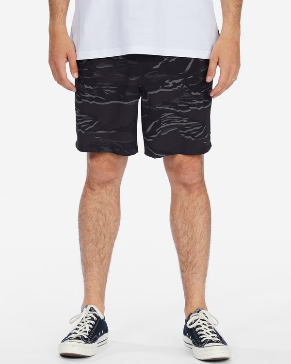 Billabong A/Div Surftrek Elastic Pasem Shorts 17
