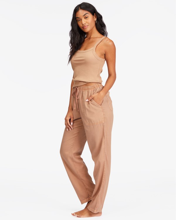 Billabong Beachy Keen Woven Pant Pretty Putty 1 | DYTHXW-740