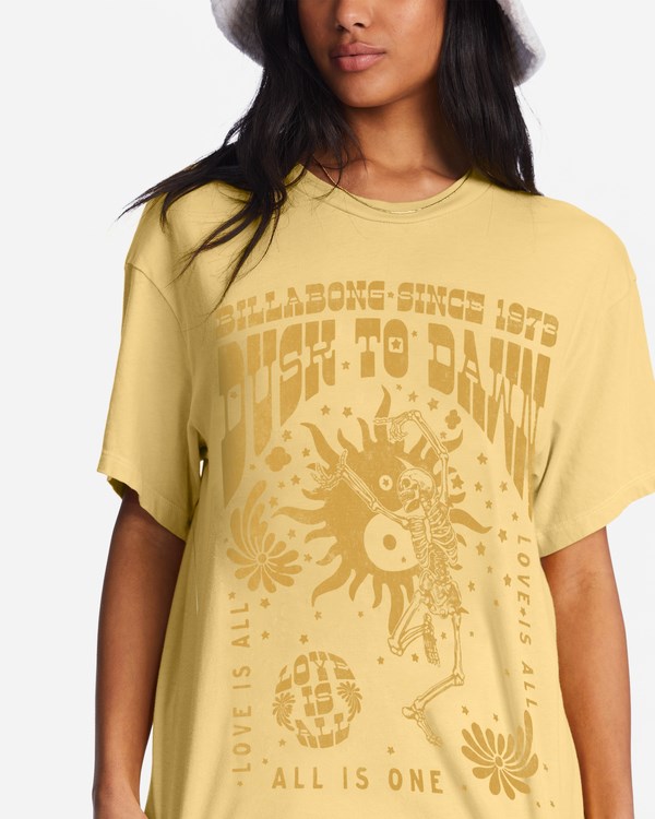 Billabong Dusk To Dawn Grafická Boyfriend T-Shirt Mellow Daze | XAGFSV-291