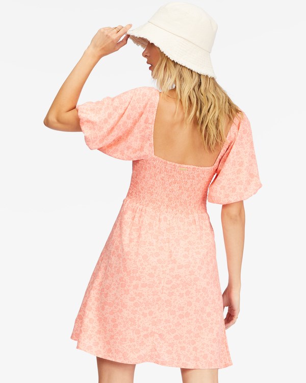 Billabong Loving Life Puff Sleeve Mini Šaty Lifes A Peach | HUTLPR-053