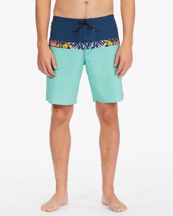 Billabong Momentum Pro Boardshorts 19